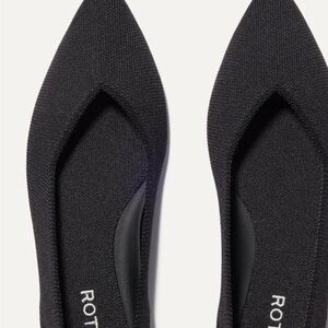 Black Rothy’s size 10